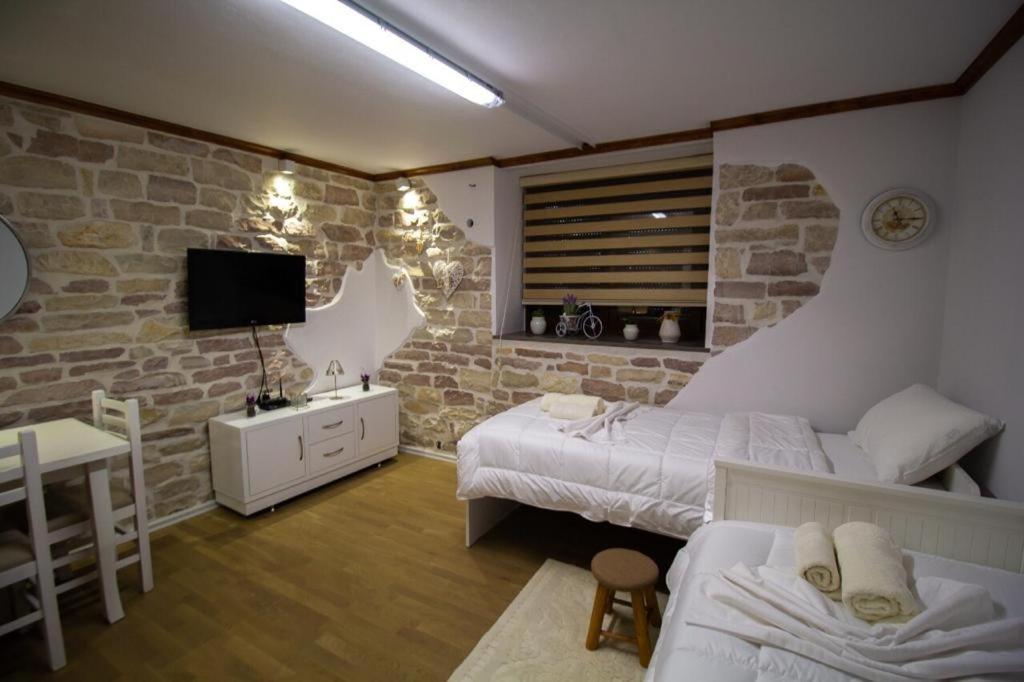 Solhouse Daire Gjirokastër Dış mekan fotoğraf
